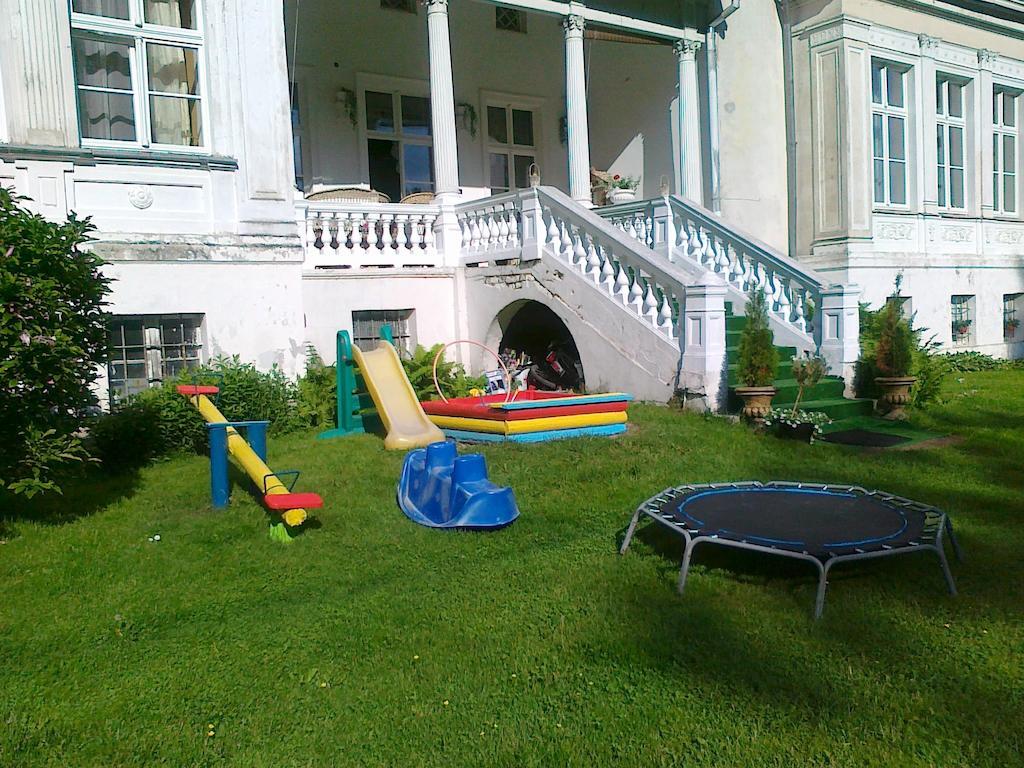 Agroturystyka "Palac W Janowie" Номер фото